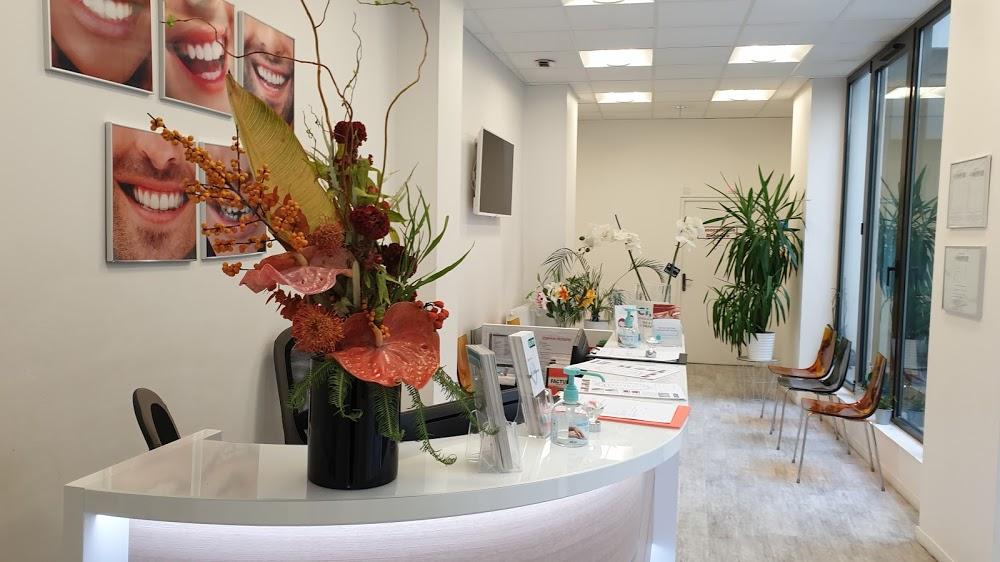 Visiter Le Centre Dentaire Paris 11ème (75011) | Dentiste Centre ...